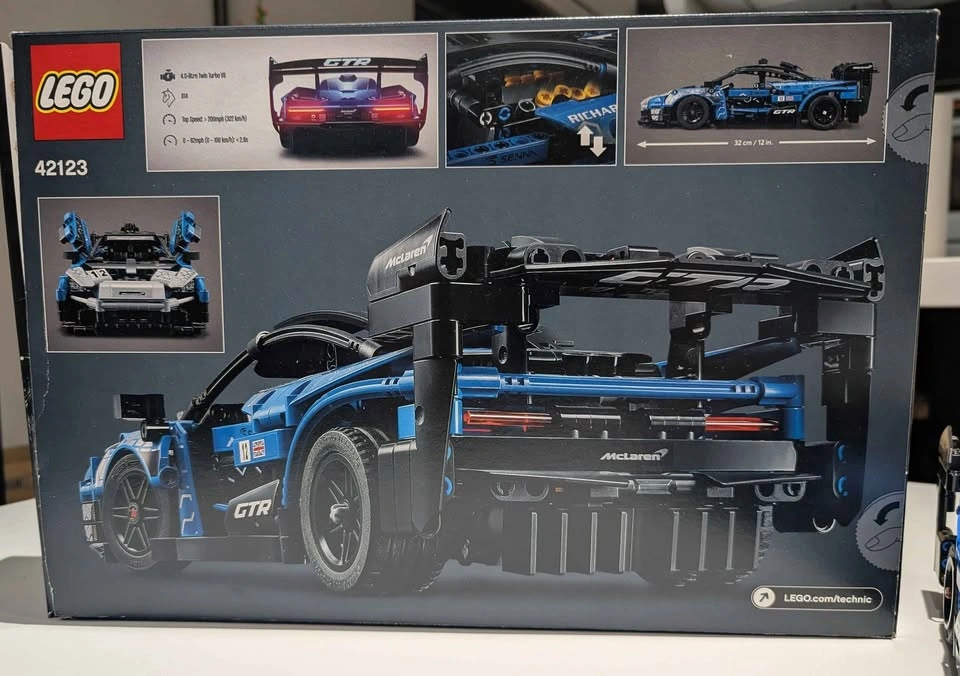 LEGO Technic McLaren Senna GTR - photo 2