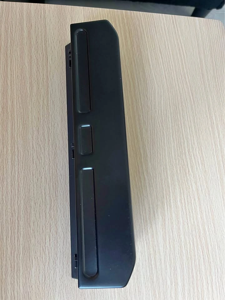 Black 3 hole punch