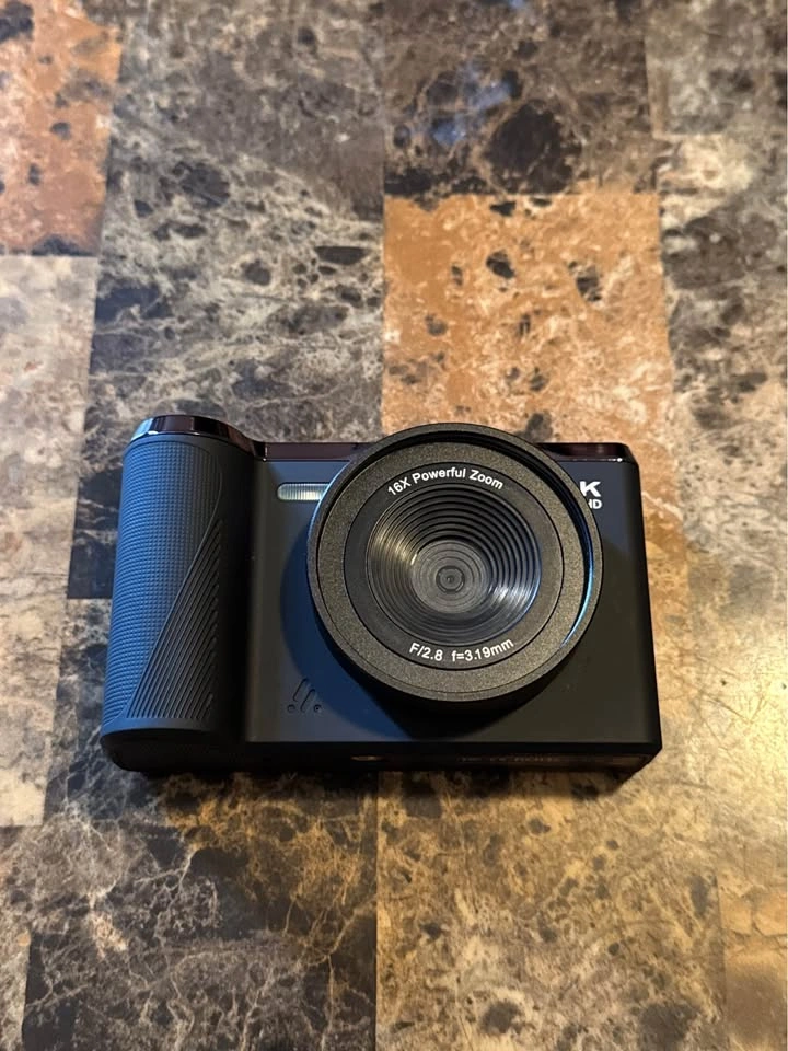 4K Digital Camera - photo 2