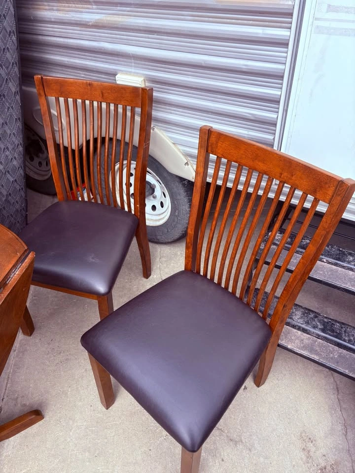 Table with 2 leafs and 2 chairs - photo 3