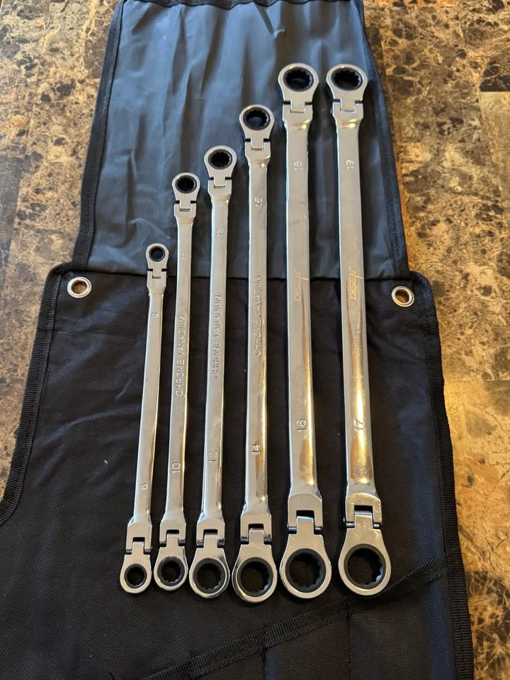 Flex Head Ratcheting Wrench set - photo 3