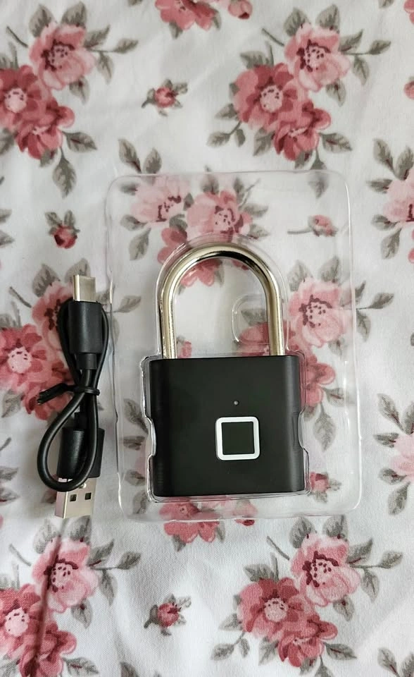 Smart Fingerprint Padlock Waterproof Rechargeable