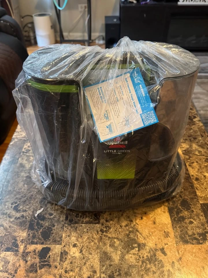 BISSELL Little GreenMax Pet Portable Carpet Cleaner - photo 2