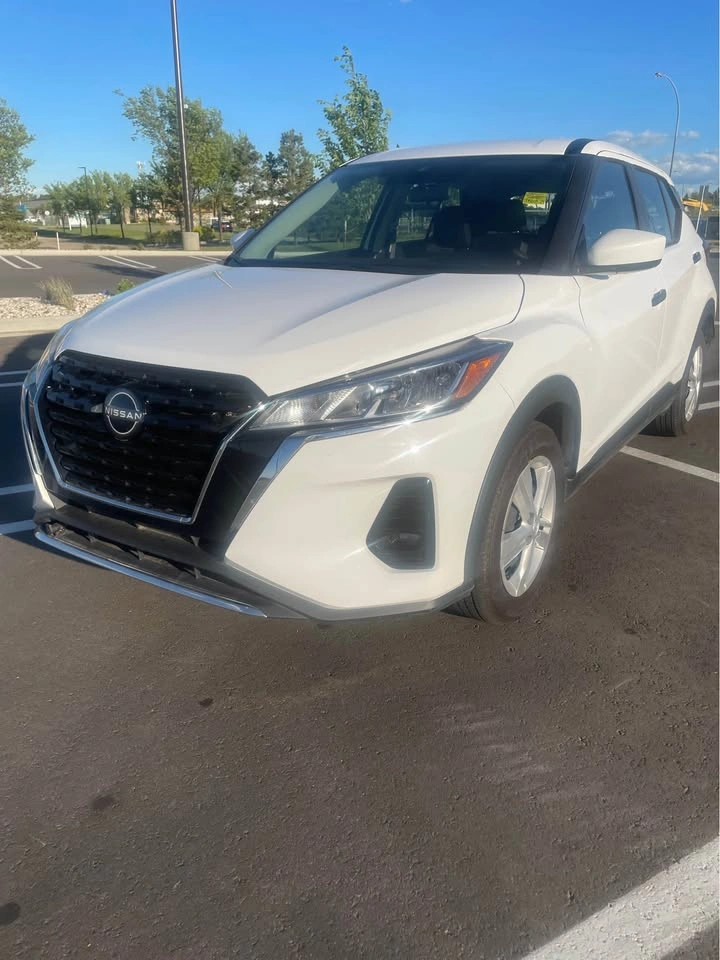 2025 Nissan Kicks Play