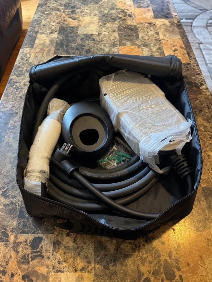 EV Charger Level 2 - photo 3