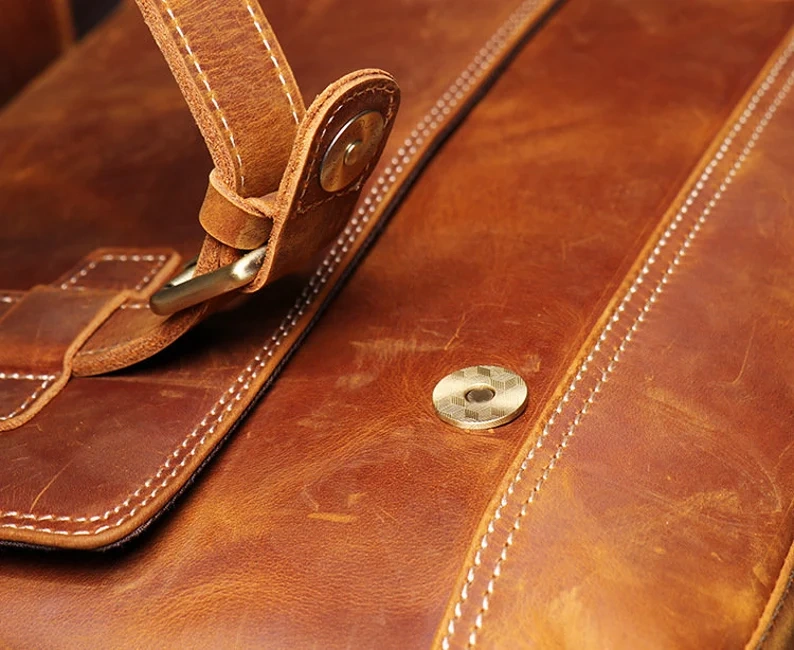 Genuine Leather Messenger Sling Bag Brand New - photo 2