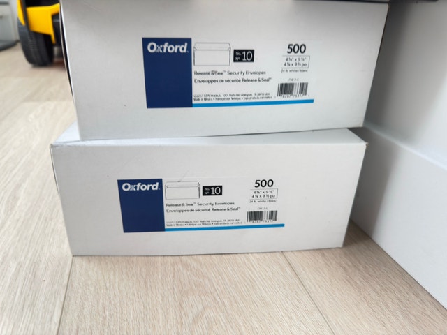 2 Boxes of Oxford #10 Security Envelopes (500 Pack) – New