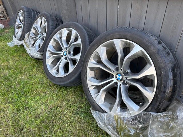 BMW 20-inch Alloy Wheels with Dunlop Tires - photo 3