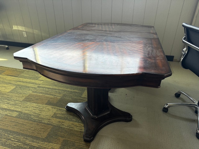 Dining Table - photo 3