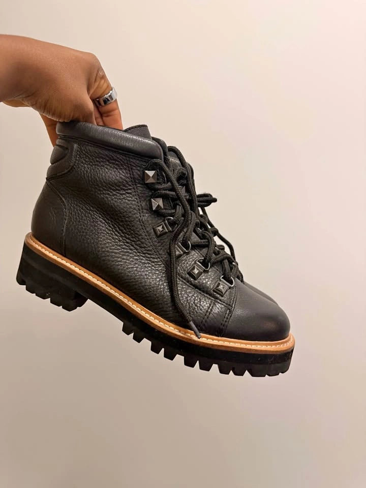 Marc Fisher Leather Boots size WMN 7.5