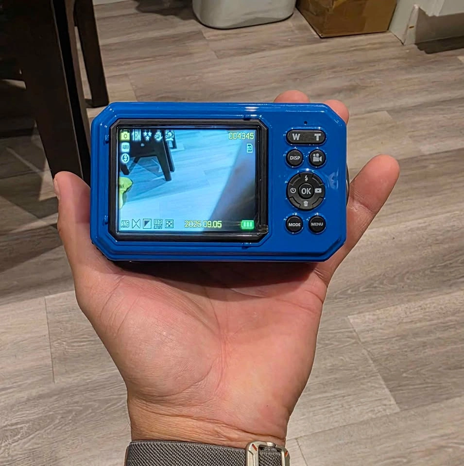 4K Underwater Waterproof Camera - photo 3