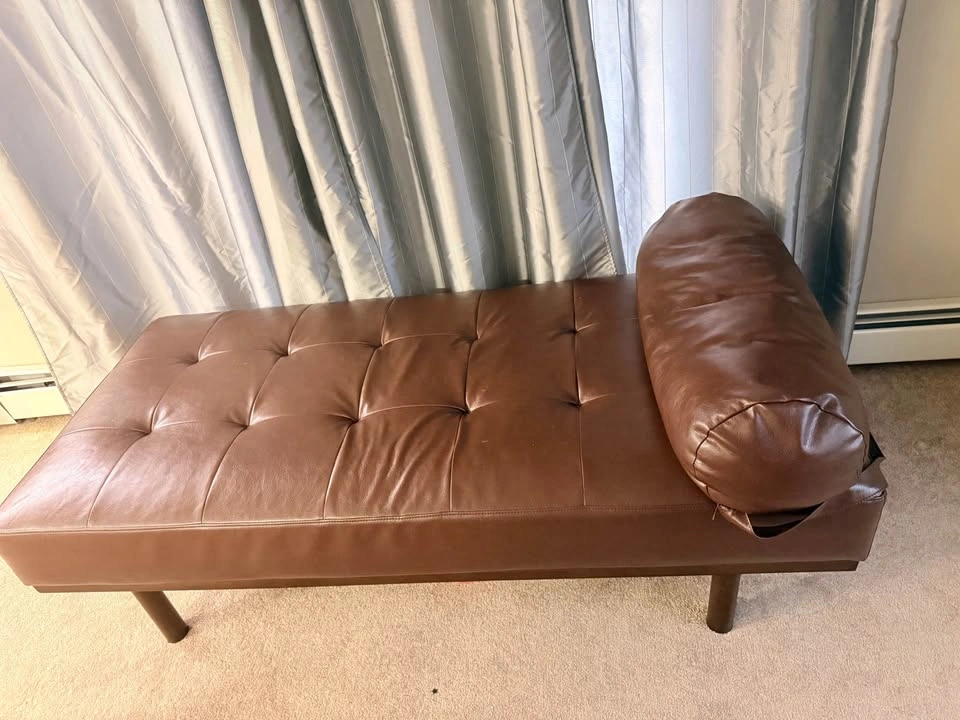 Brown leather couch - photo 3