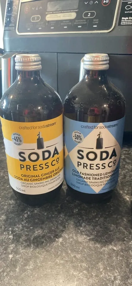 Soda stream + 2 flavour bottles - photo 2
