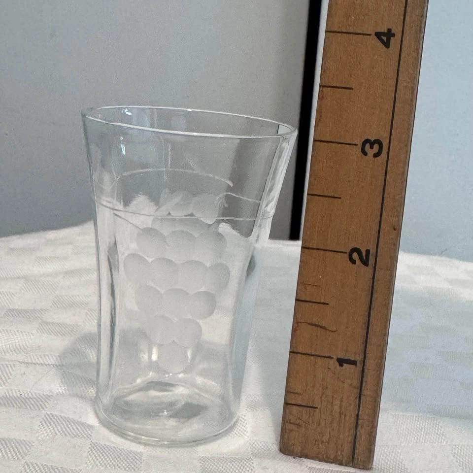 Tiny, delicate, antique etched crystal glass - photo 4