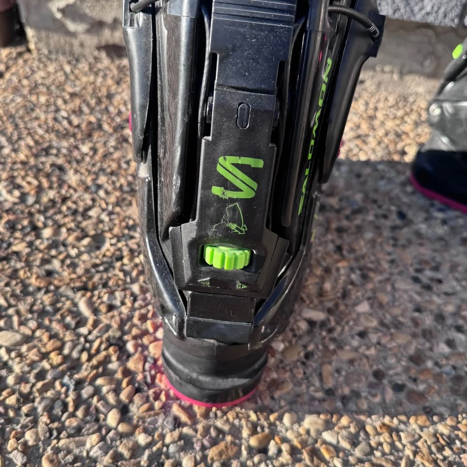 Salomon ski boots - photo 3