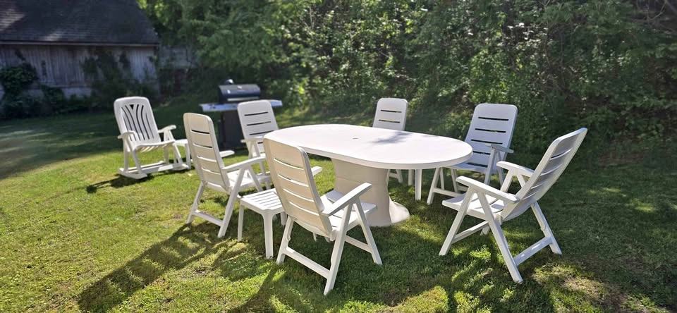 Outdoor dining patio set