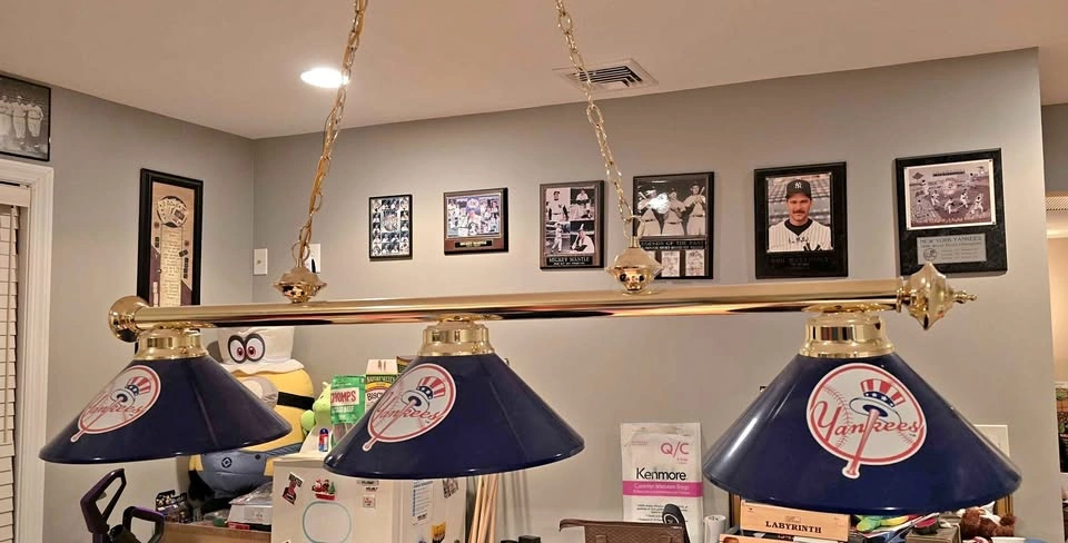Yankee Pool Table Lamp