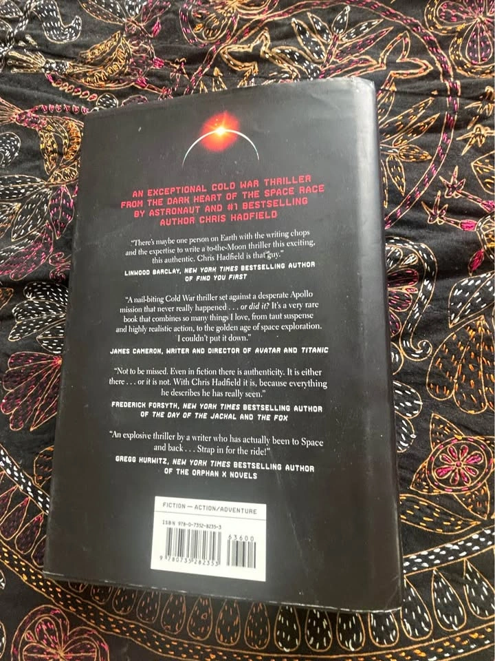 $10 for Apollo Murders by Chris Hadfield - photo 2