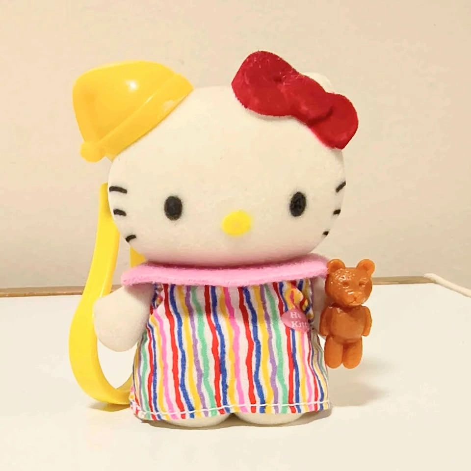 Hello Kitty Sanrio 2000 flocked figurine keychain