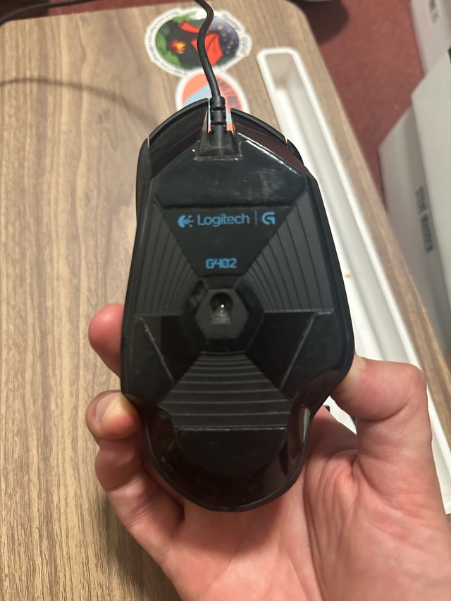 Logitech G402 Gaming Mouse - photo 2