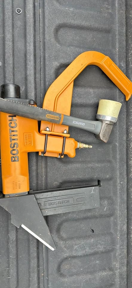 Bostitch mkIII floor stapler