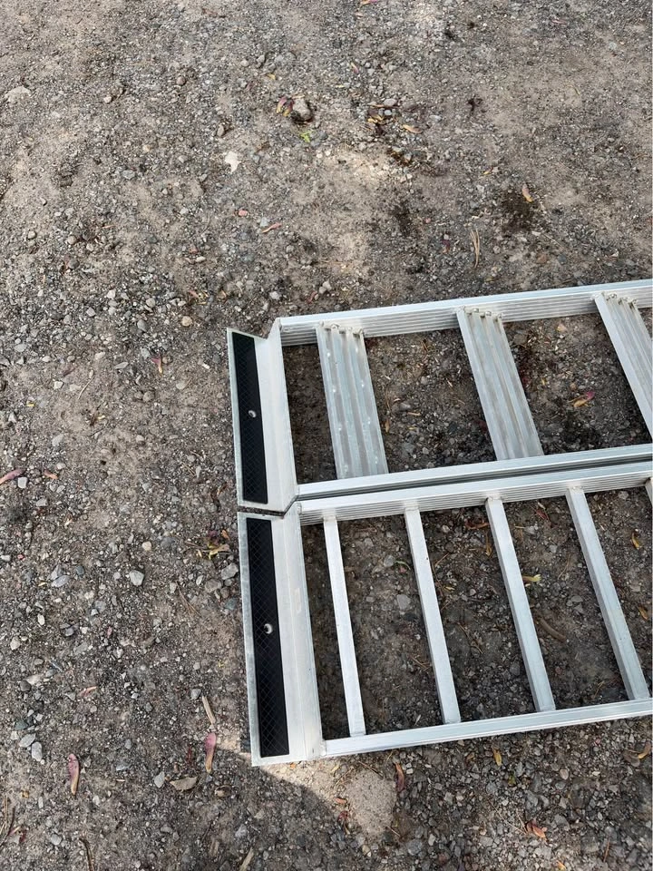 Black Widow Aluminum Motorcycle Ramp - photo 3