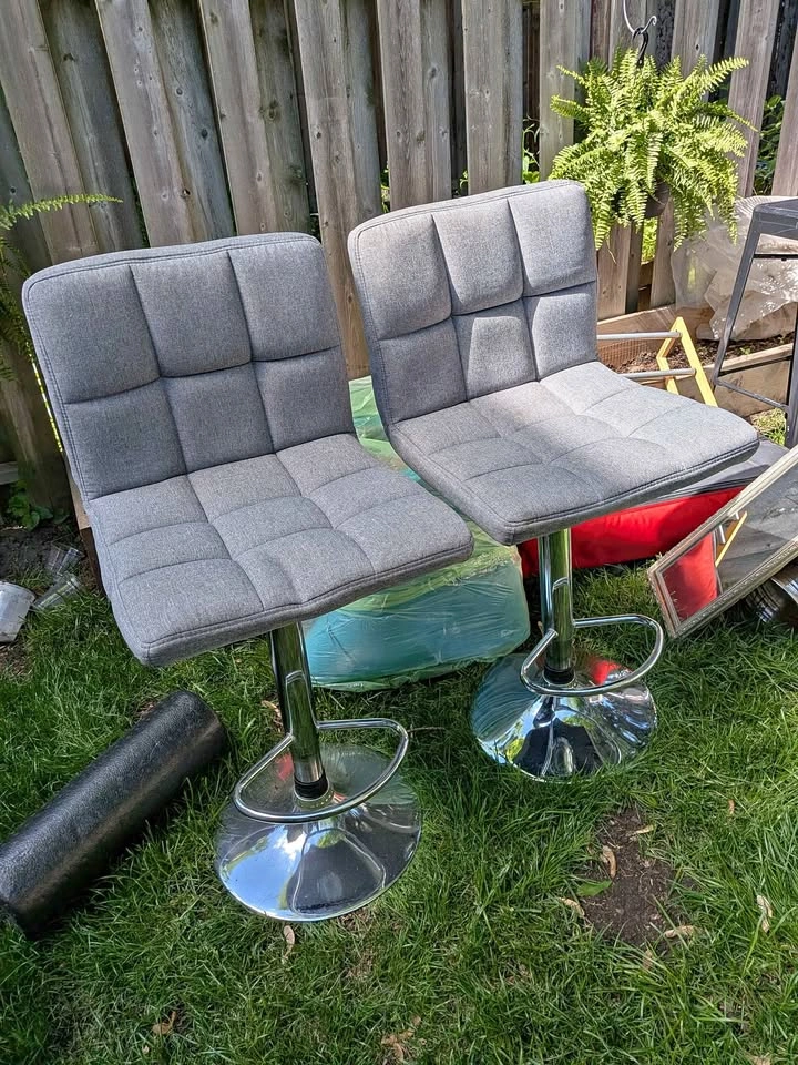 Pair of Grey Tufted Barstools – Adjustable Height & Swivel