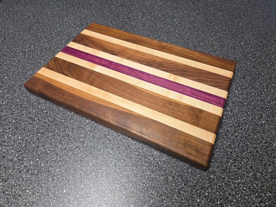 10x16x1.25 inch handmade cutting board - photo 2