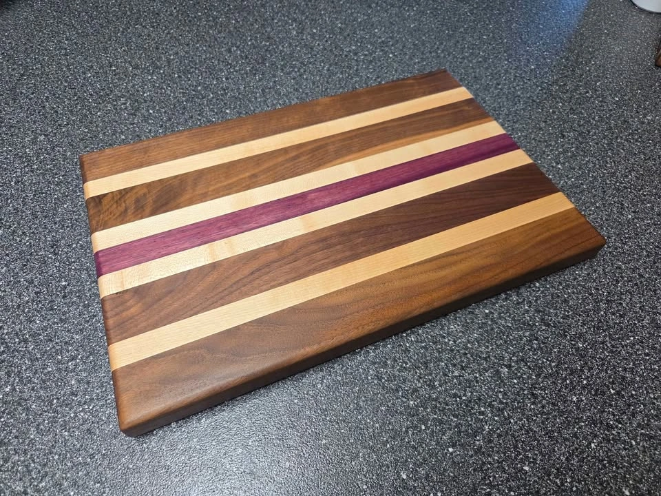 10x16x1.25 inch handmade cutting board - photo 3