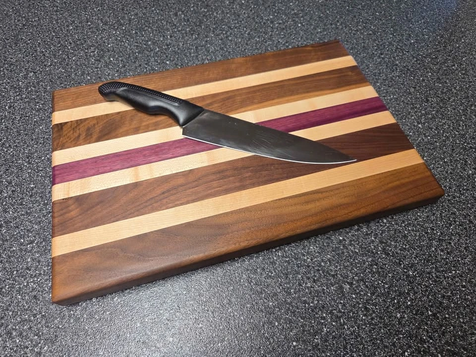 10x16x1.25 inch handmade cutting board - photo 4