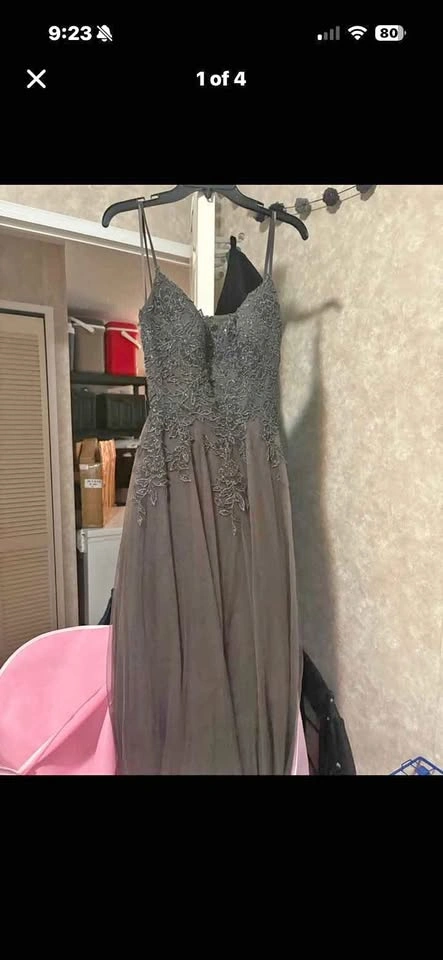 Size 6 graduation dress
