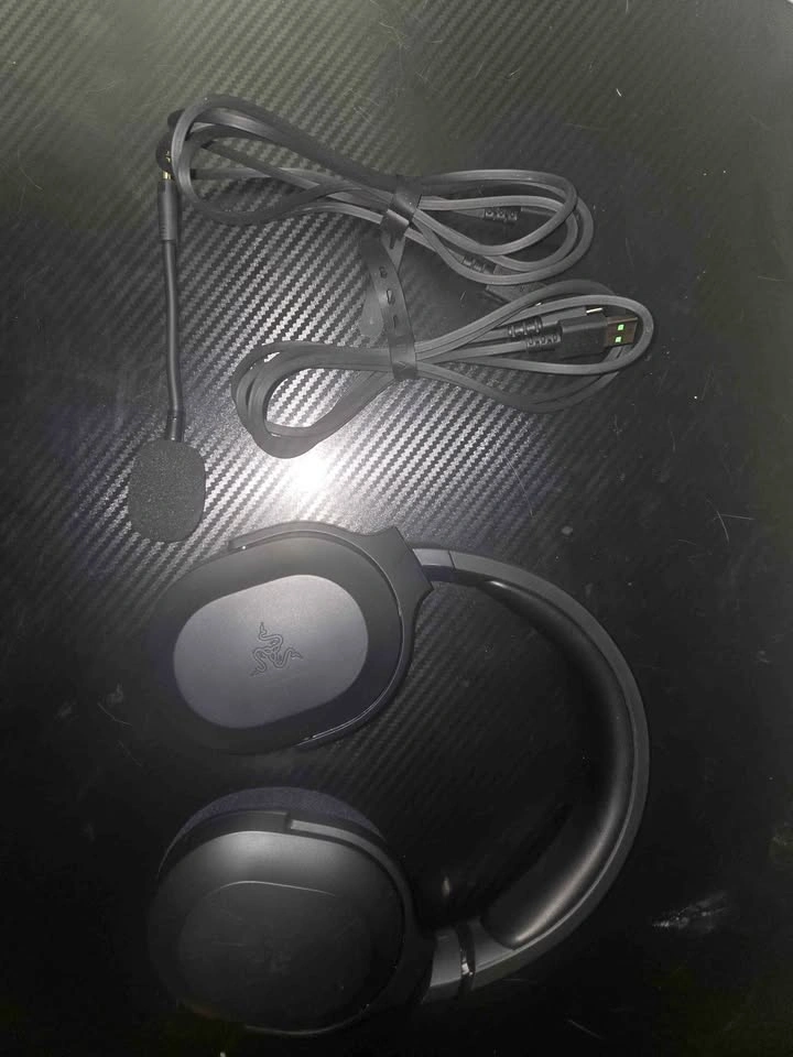 Razer barracuda X! Wireless gaming headset
