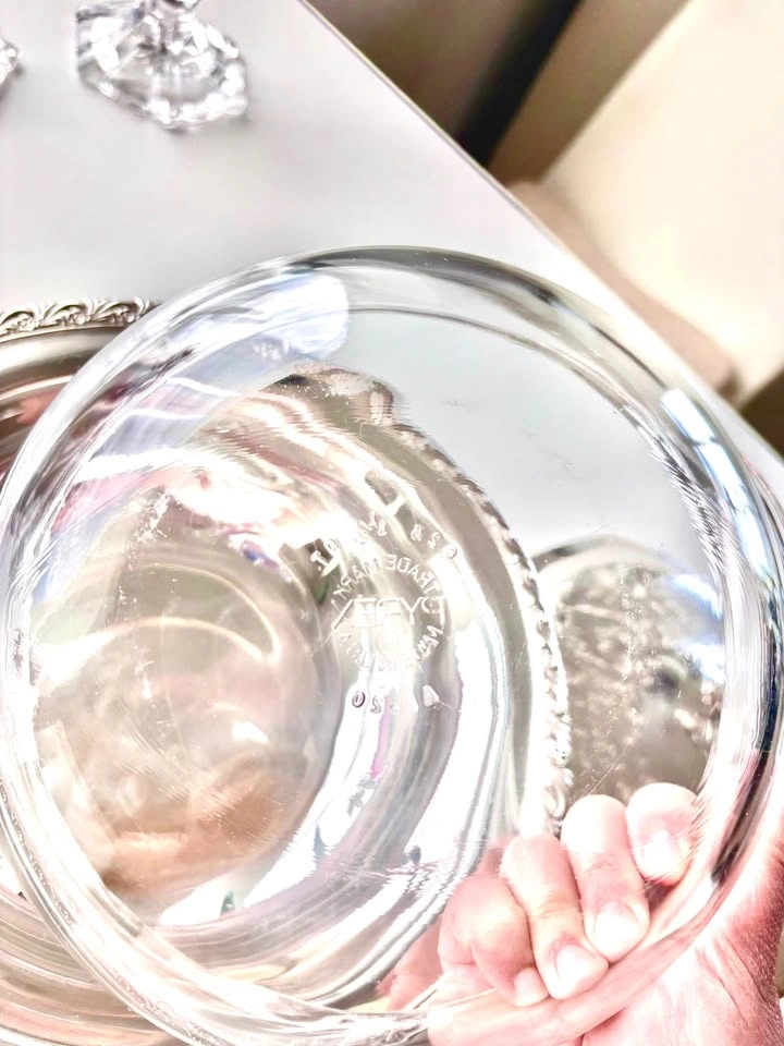 WM Rogers Silver Plated Chafing Dish with Pyrex Insert - photo 4