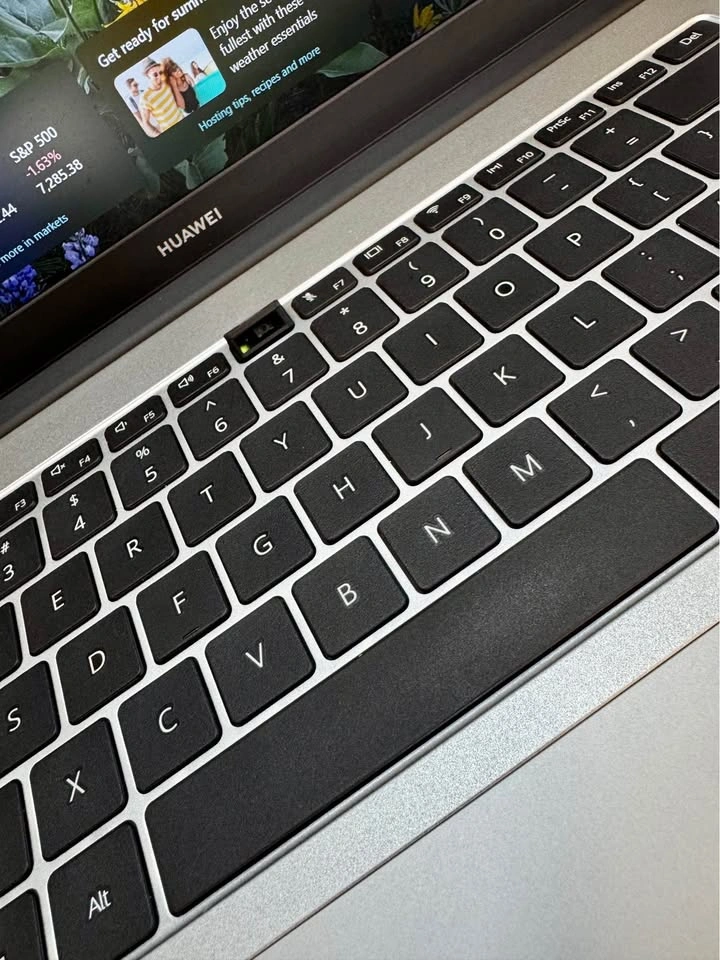 Huawei MateBook D15 Laptop - Mint Condition - photo 4