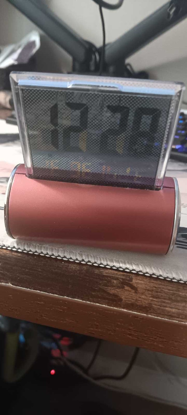 Digital Alarm Clock - photo 2