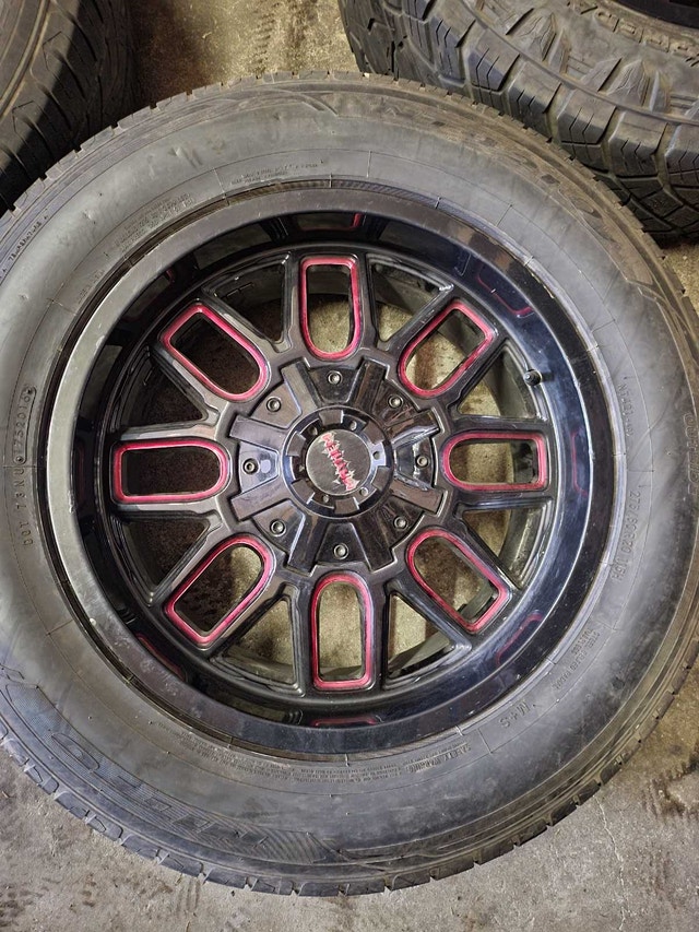 20 inch Mayhem Rims & tires 6x139.7/ 6x135 - photo 2