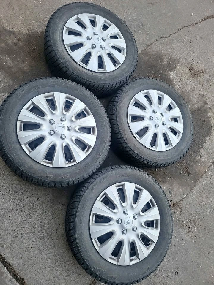 Subaru rims on Bridgestone blizzaks winter tires 225 50 17