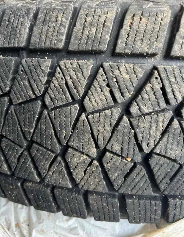 Subaru rims on Bridgestone blizzaks winter tires 225 50 17 - photo 2