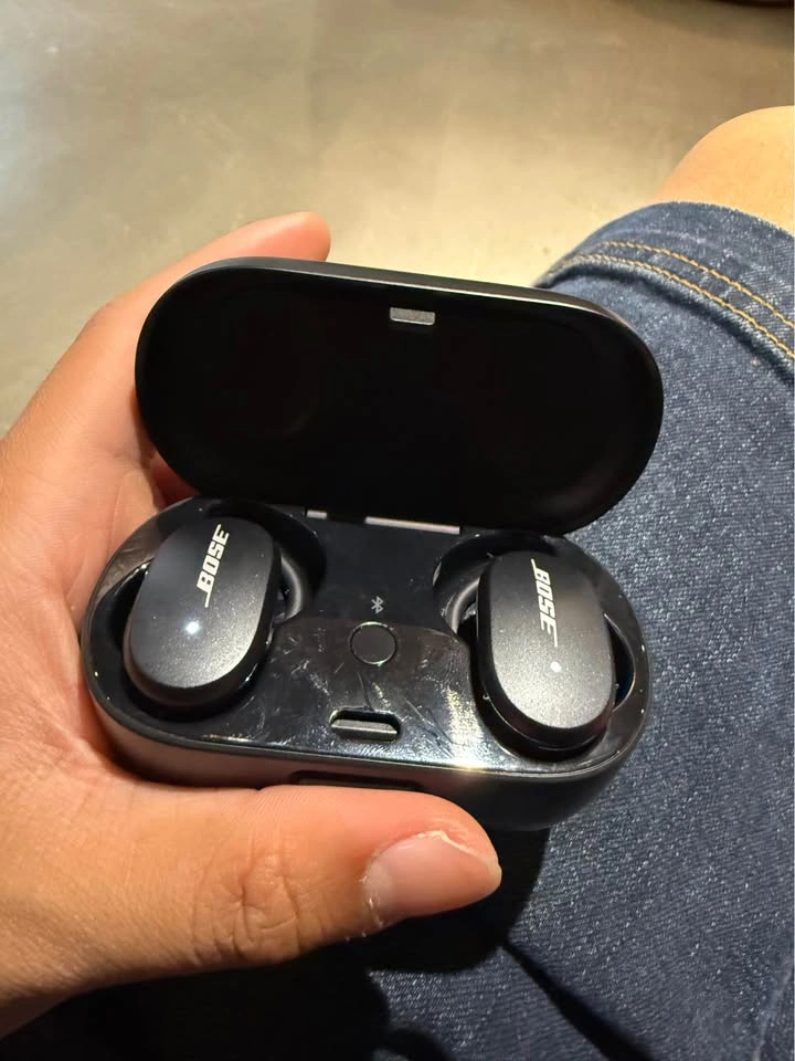 Bose quiet comfort earbuds - photo 3