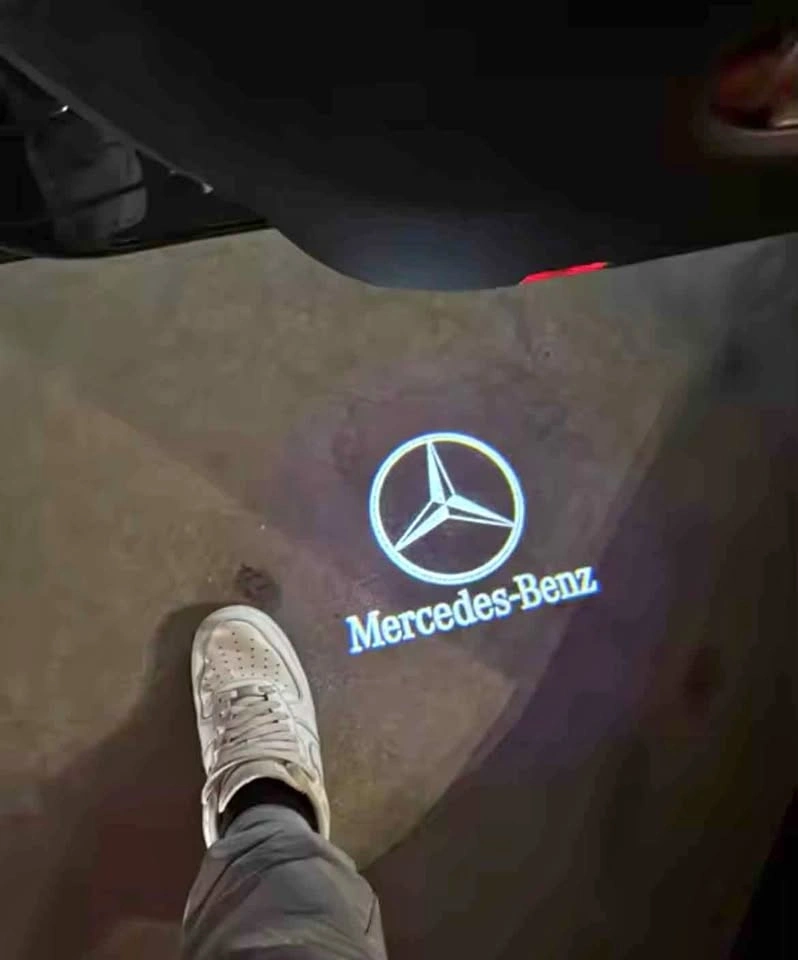 Mercedes-benz S-Class door logo lights
