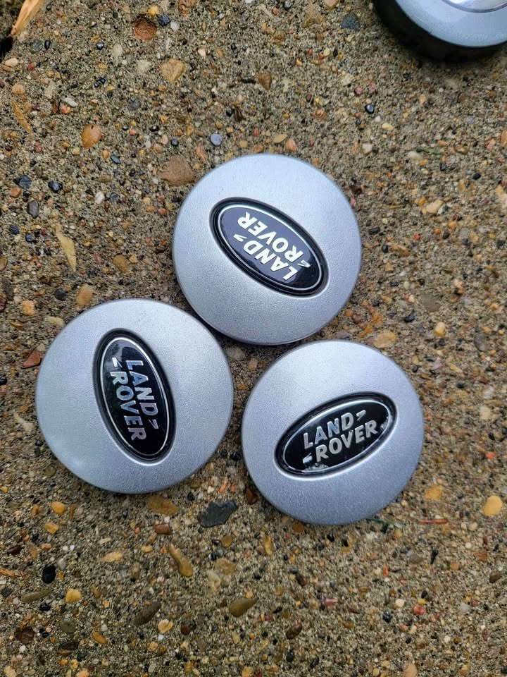 Land Rover Range Rover Center caps - photo 2