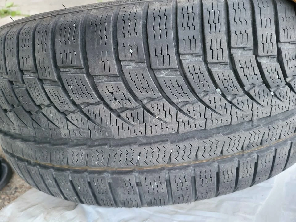 Nokian Tires 235 45 18 [X2] - photo 3