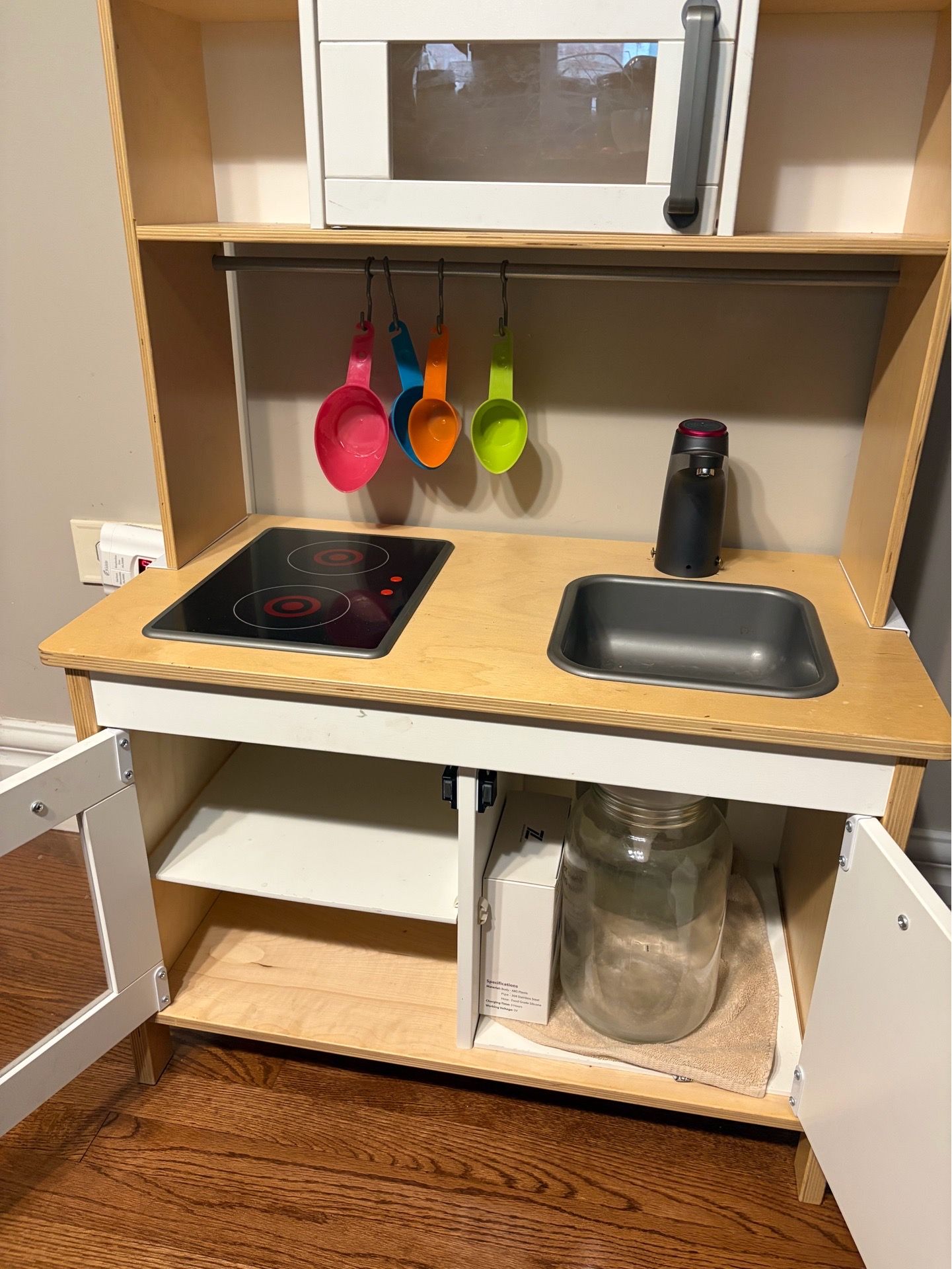 IKEA kitchen with working water - photo 2