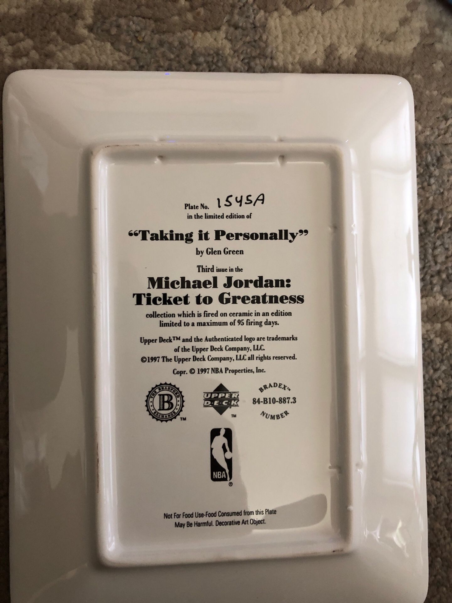 Michael Jordan taking it personally plate - photo 2