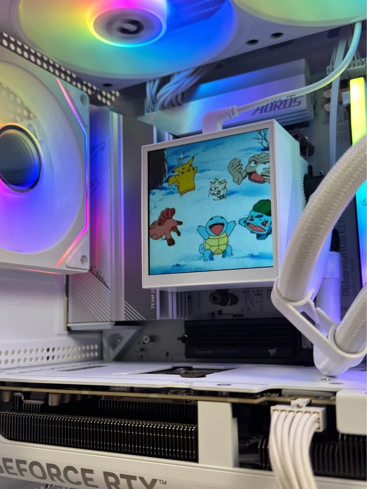 RTX 5070 | Ryzen 7800x3D | 32GB DDR5 | 2TB SSD - White Gaming PC - photo 4