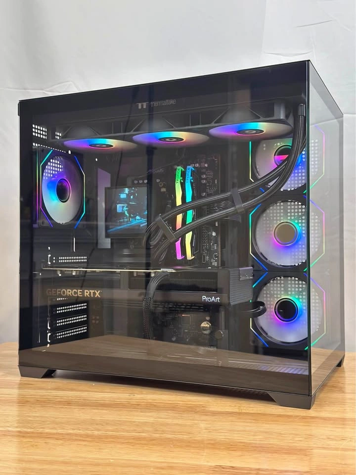 Ryzen 9800x3D | RTX 5070 Ti Pro Art | 32GB DDR5 | 1TB SSD - Gami