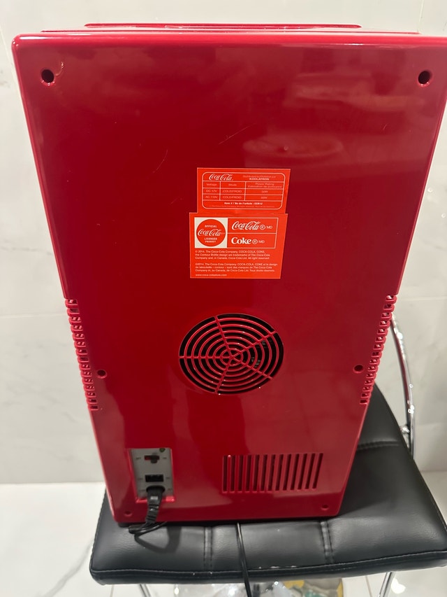 Coca Cola 18 can mini fridge - photo 5