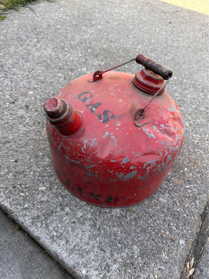 Antique Vintage Gas Can - photo 2