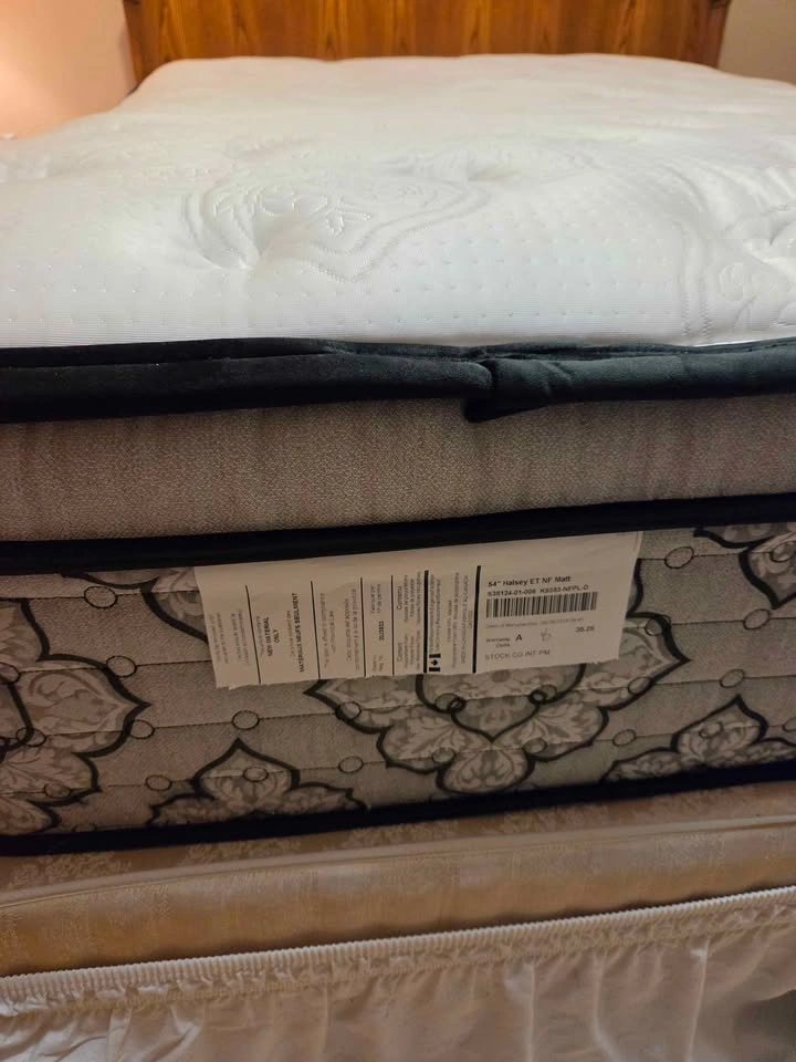 Full Size Mattress - photo 4