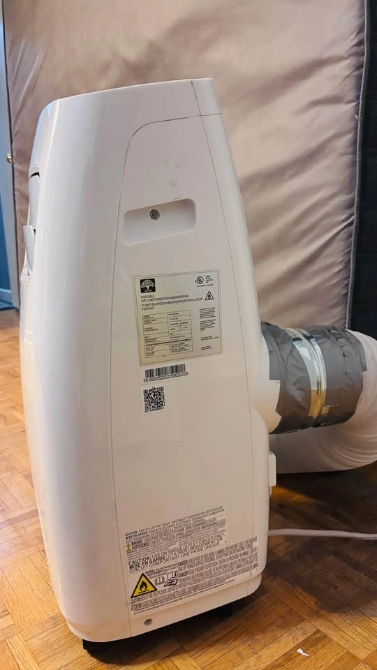 Eco-Air 12,000 BTU Portable AC — Barely Used, Complete Kit - photo 4